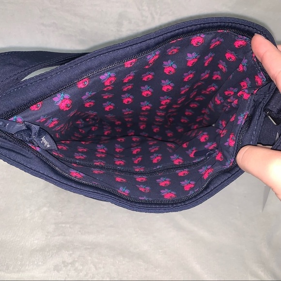 NWT Trio Zip Hipster in Classic Navy​​ - Picture 2 of 4